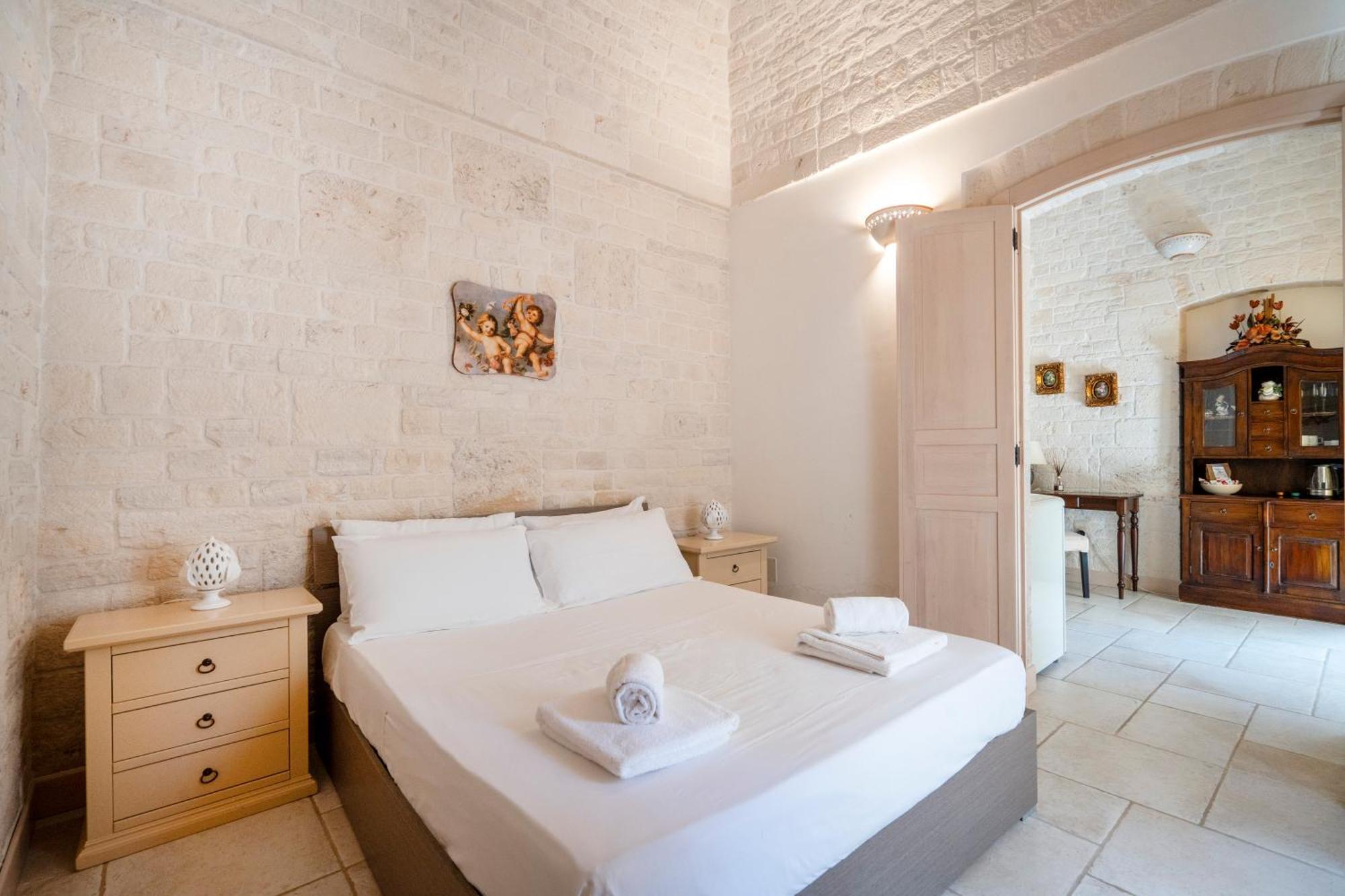 Trulli Contento - Rooms & Apartments Alberobello Exterior photo